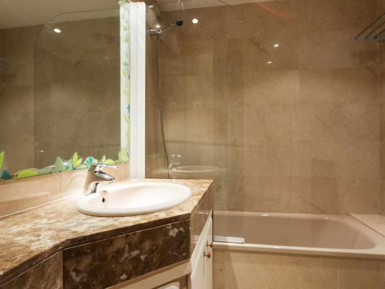 Appartement Comfortable 4 2bath W Balcony Barcelona